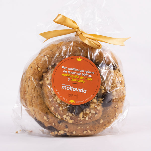 Pan artesanal integral relleno de queso de búfala,  mantequilla de maní y chocolate unidades 330 g